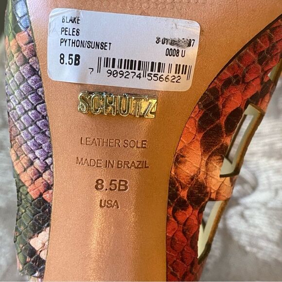 Schutz Blake Python Laser Cut Out Leather Ankle Bootie Heels Size 8.5 - Picture 7 of 7